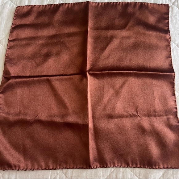 Vintage STEFANO RICCI Brown Silk Pocket Square 12”x12” - Picture 2 of 7